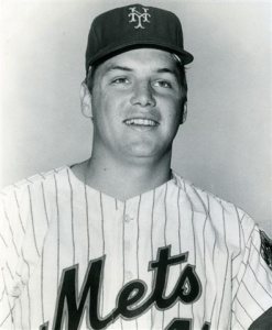 Tom Seaver Tom Seaver